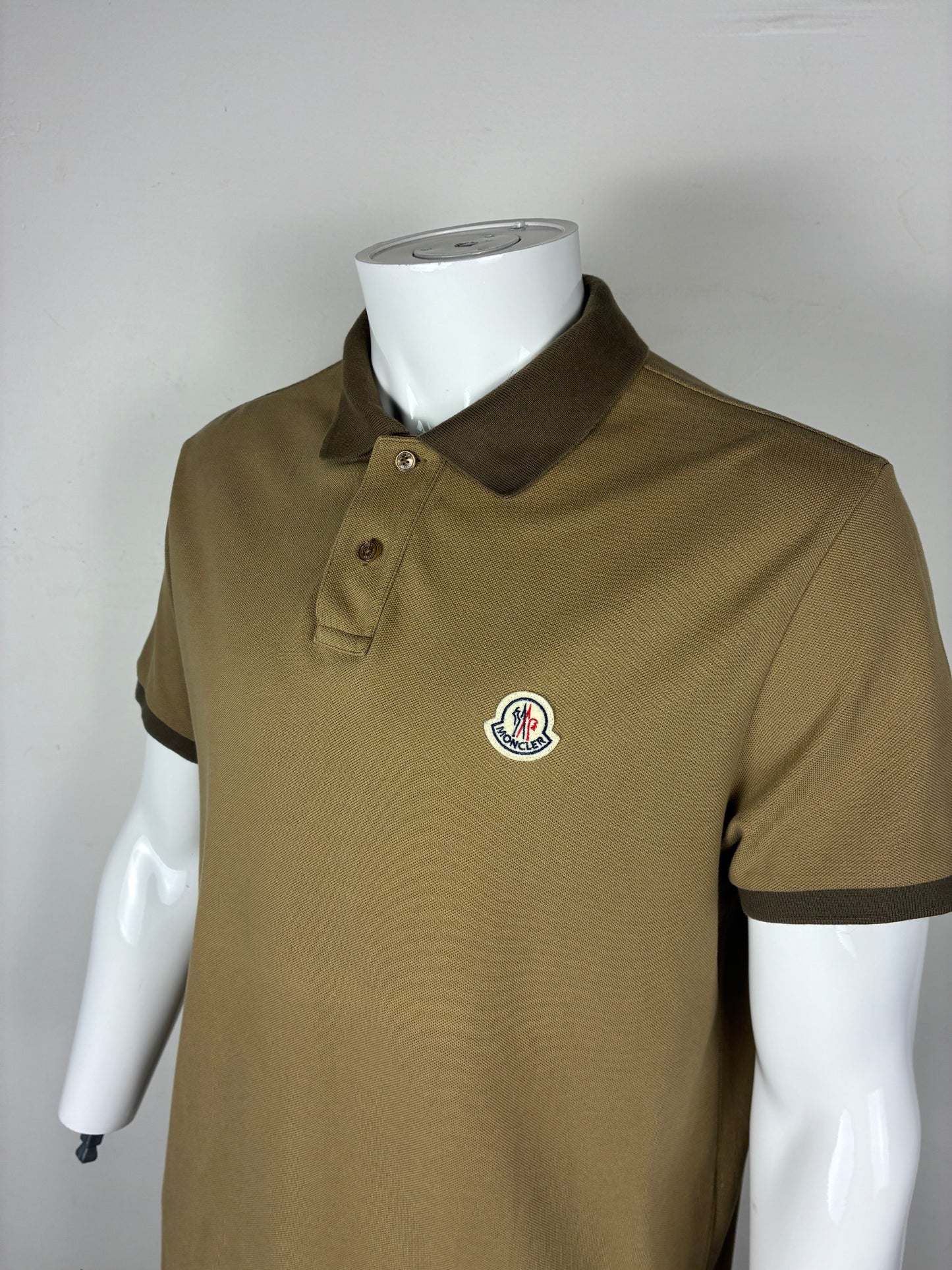 Moncler Polo (XXL)